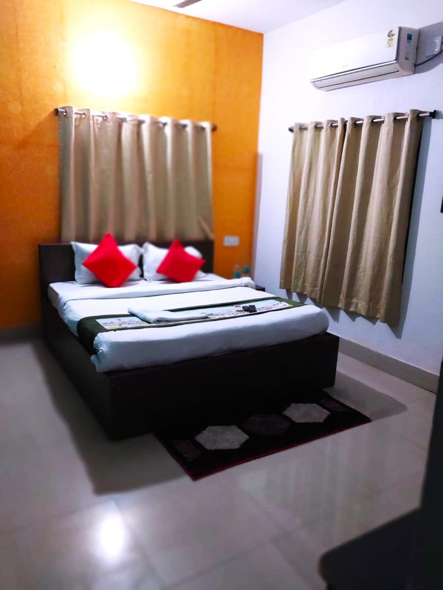 Hotel Madison Homes Bhuvanesvar Kültér fotó